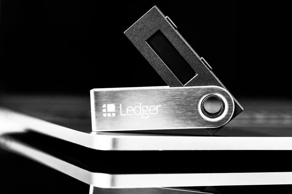 Криптокошелек Ledger Nano S